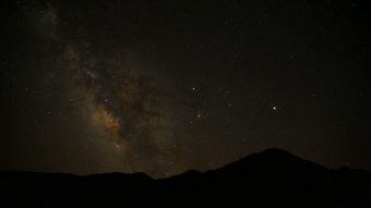 天空中亮眼的星星视频模板