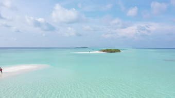 浅蓝色碧海蓝天