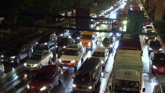 单行道车流实拍视频