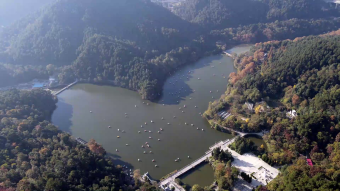 贵州贵阳黔灵湖